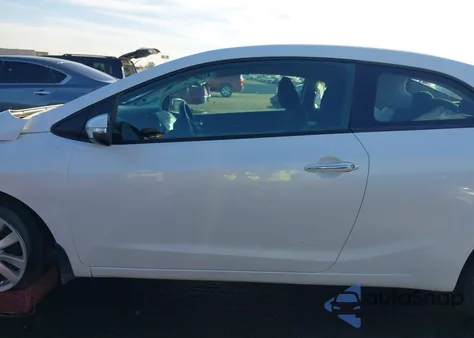2014 Kia Forte Koup Ex z USA, uszkodzony, nr VIN KNAFX6A83E5251065